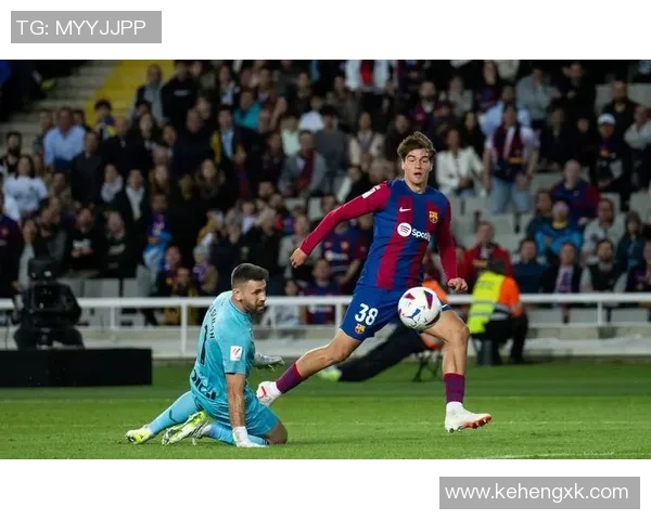 罗纳尔多时代的经典对决皇马与巴萨的巅峰对抗回顾